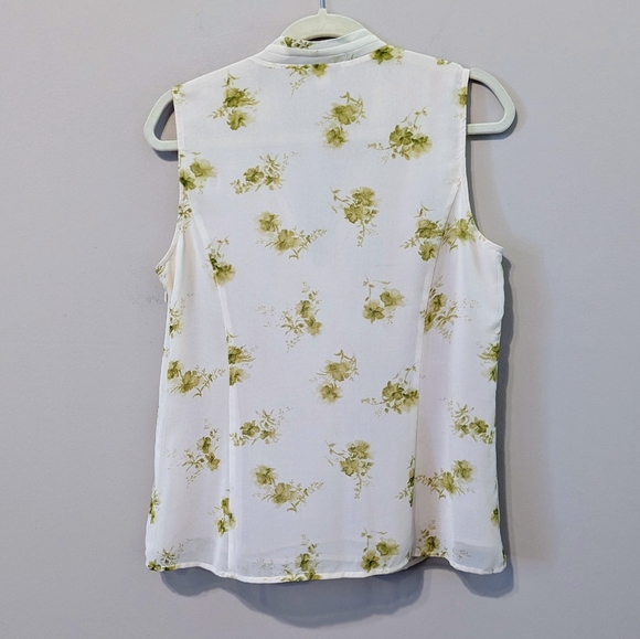 Coldwater Creek floral blouse size medium - Picture 3 of 5